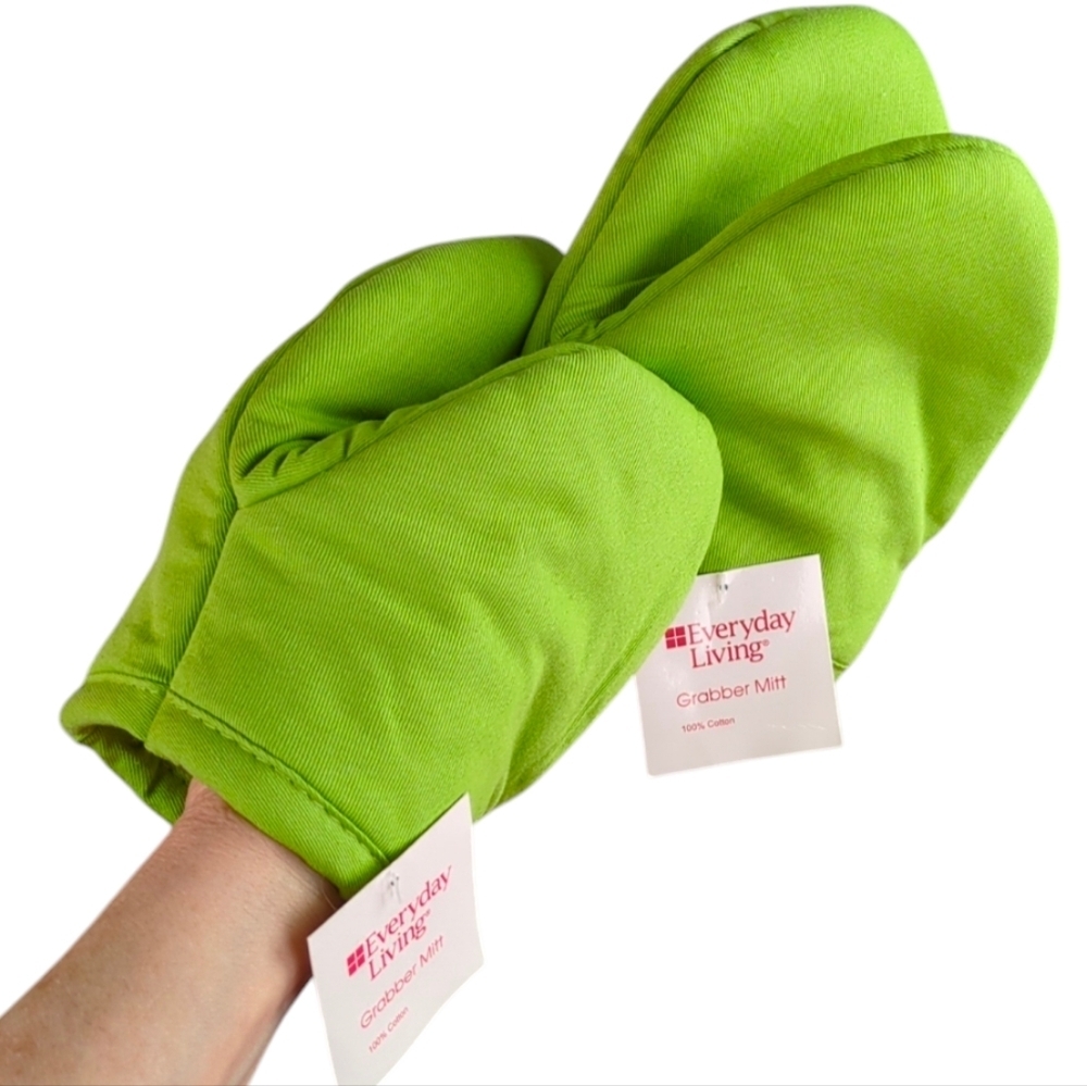 Everyday Living Green Grabber Mitt
